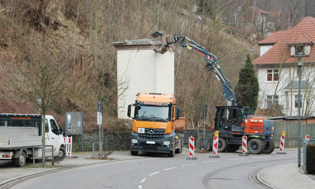 Stillgelegte Trafostation in Ruhla abgerissen